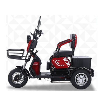 ประเทศมาตรฐาน ครัวเรือน ผู้ใหญ่เล็ก ผู้หญิงไฟฟ้า tricycle ผู้โดยสาร