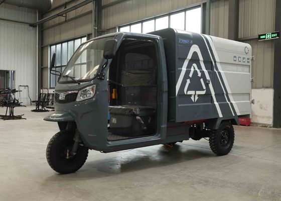 Bon prix Camion poubelle entièrement fermé à huit barils avec hayon arrière 35-60 km/h en ligne